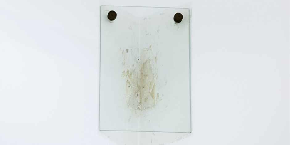 Spuren der zerstörten Fettecke im ehemaligen Raum 3 von Joseph Beuys sind am 07.01.2016 in der Kunstakademie in Düsseldorf